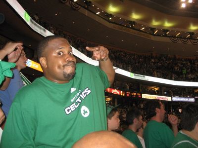 http://www.chocolatecityweb.com/BlogPics/June2008/Celtics2/NBAFinals022.jpg